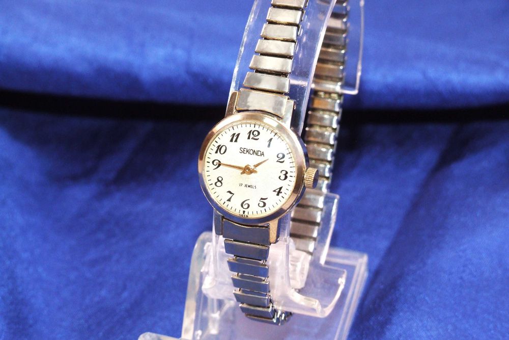 Ceas SEKONDA mecanic, 17 rubine, carcasa si bratara inoxidabile, elegant, NOU
