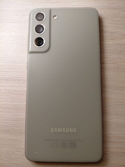 Продам Samsung Galaxy S21 FE 5G