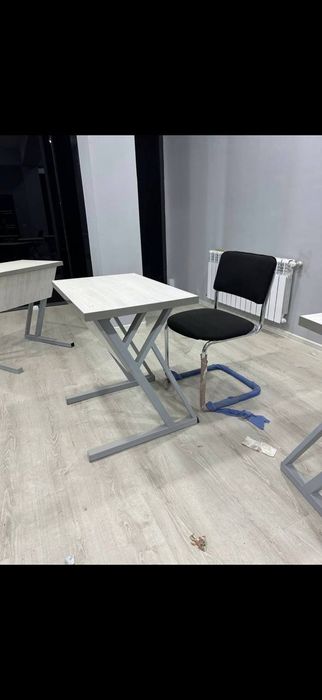 45_ta parta va 49 stul sotiladi hali yangi