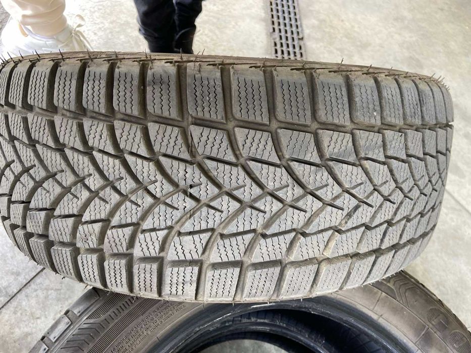 Гуми 225/45/17 (Летни Dayton и Зимни Dayton) + Стоманени джанти 17" 5х114.3 за Nissan/Honda
