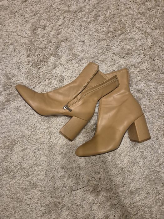 Дамски ботуши и боти 38 и 37 номер