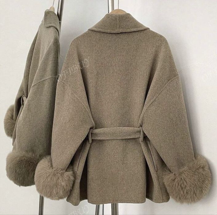 Палто с Пух  в цвят Каки размер S