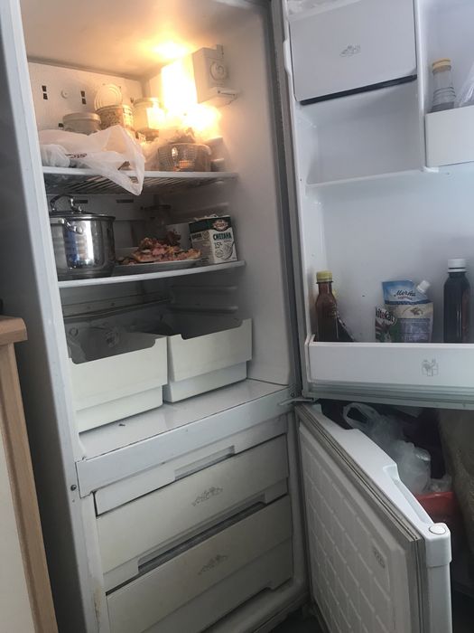 Холодильник Бирюса