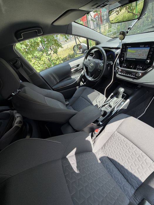 Toyota Corolla 1.8 Hybrid Automat | 2021 | 106.356 km | Dotări de Top | TEAM DEUTSCHLAND