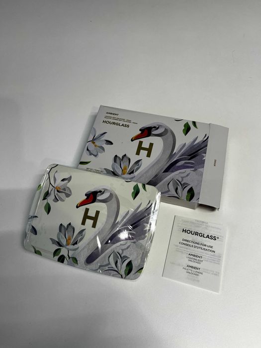 Pudră de față - Hourglass Ambient Lighting Edit Unlocked Swan