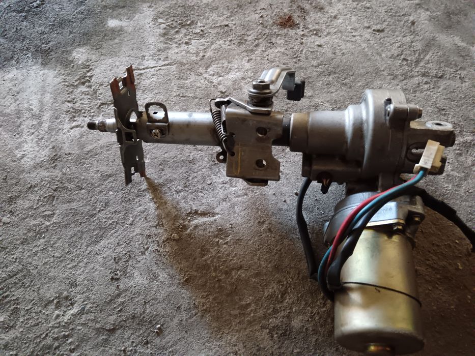 Продам запчасти на Тойота каролла