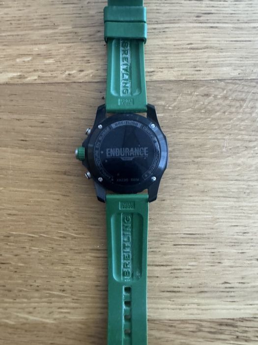 Часовник Breitling Endurance Pro Chronograph 44