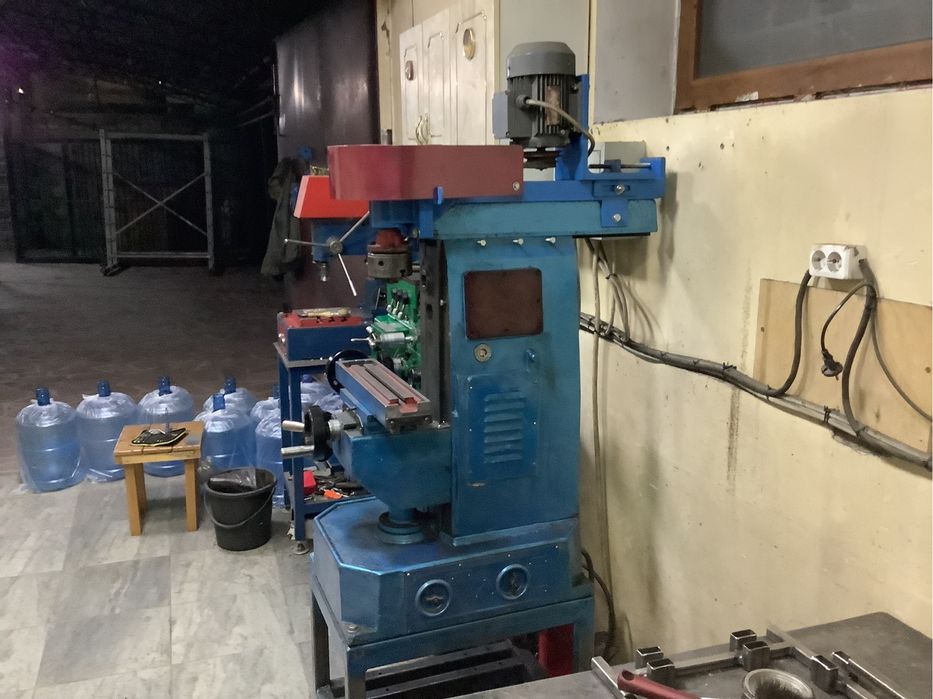 Продам станок фрезерный нгф-110