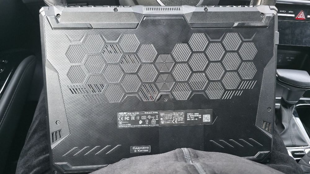 Ноутбук компьютер