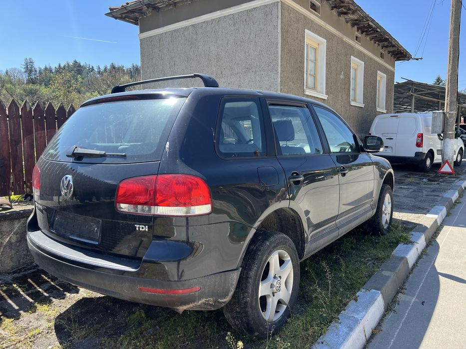 Vw touareg 2.5 r5 /здрав работещ мотор/