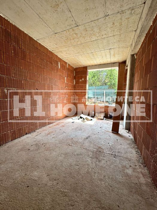 Апартамент за продажба