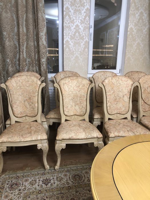 Стол , стулья  продам