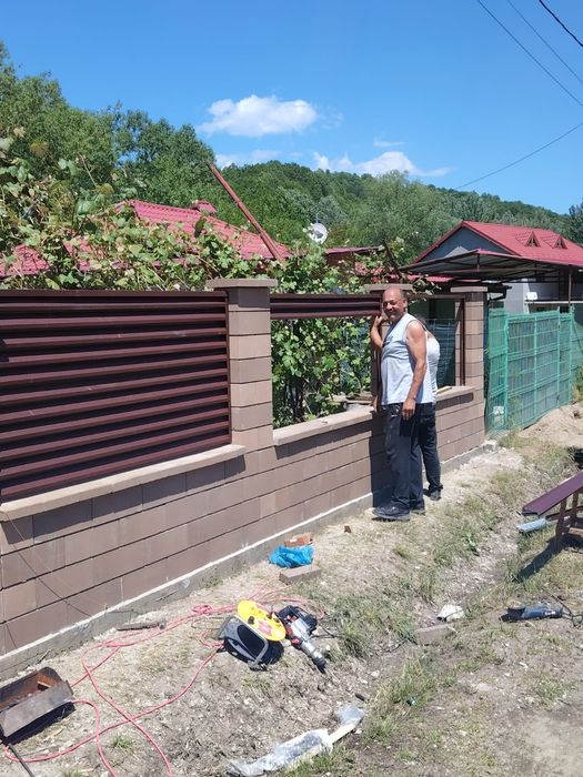 Vand /executam porti si garduri