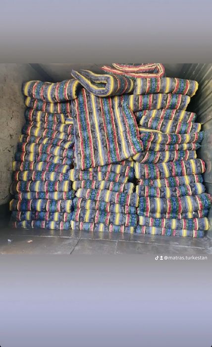 Матрас корпе жастык пастелное