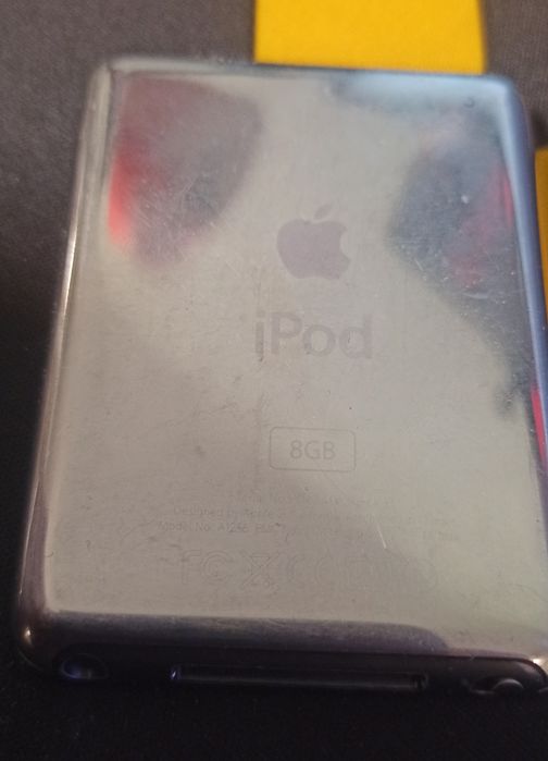iPod nano (3rd generation) 8gb с нова батерия!