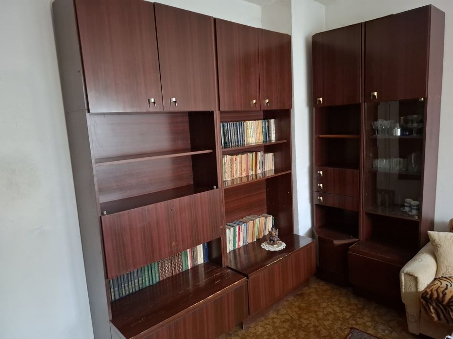 Продавам секция за хол/всекидневна Пловдив