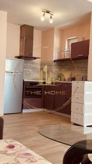 Дава се под наем Двустаен апартамент в к.к. Св.Св. Константин и Елена - 70 кв.м за 600 € - Снимка #2