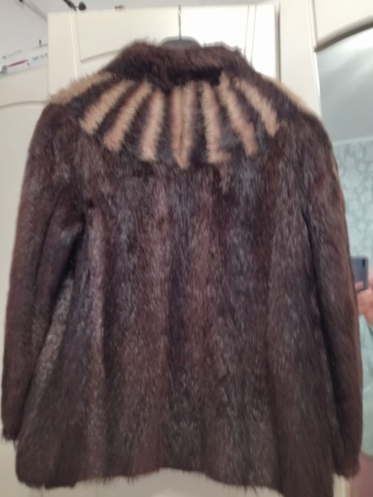 Haina blană de nutrie