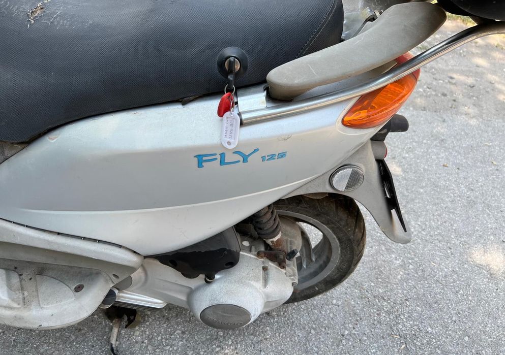 Мотопед Piaggio 125 cc