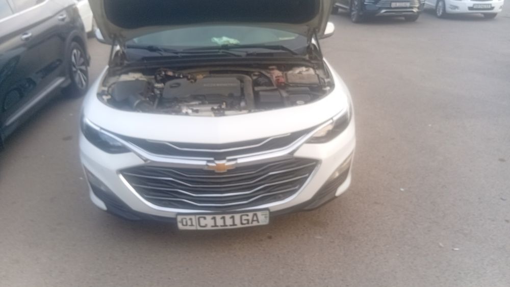 Срочно сотилади  Malibu 2.1.5turbo