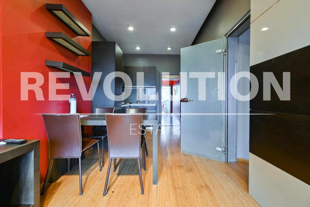 Дава се под наем Тристаен апартамент в София, Център - 65 кв.м за 650 € - Снимка #2