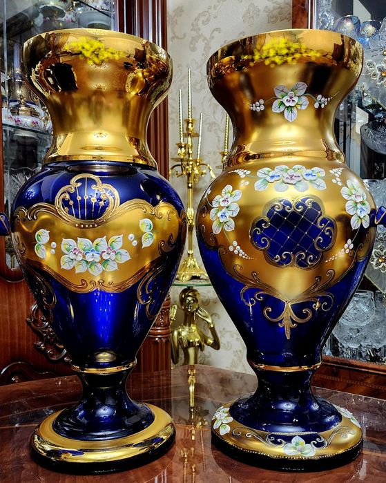 Богемия. Большие шикарные вазы. Дёшево !