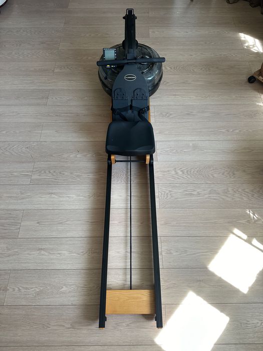 Rower(aparat de vâslit cu apa)