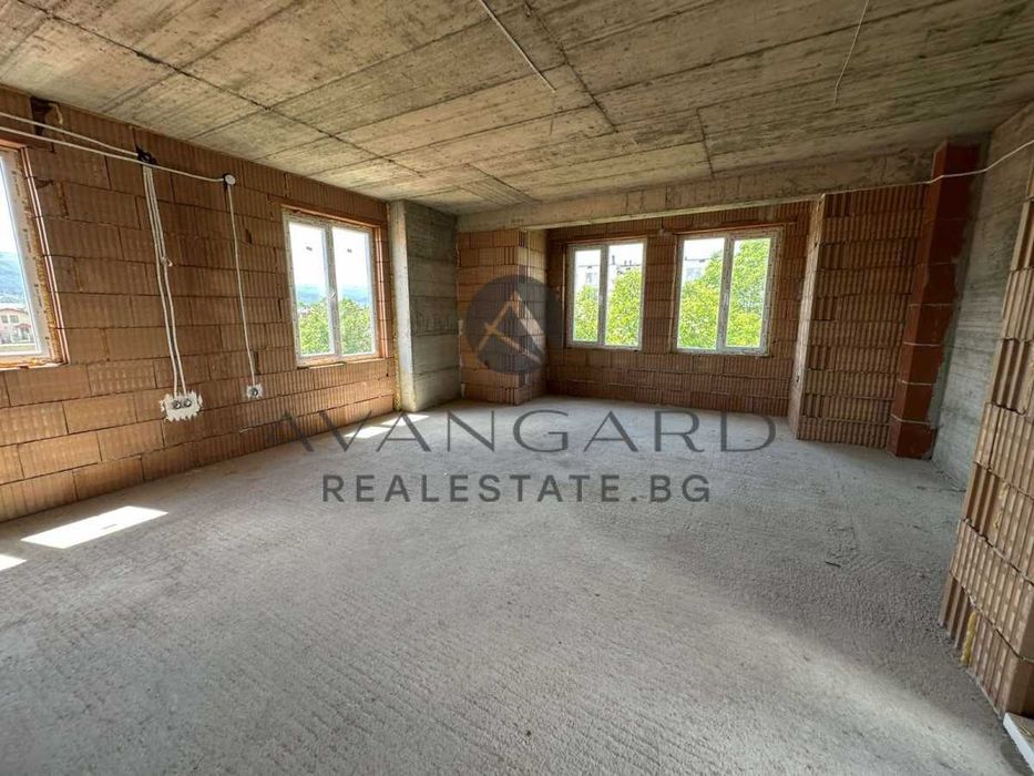 Продава се Тристаен апартамент в Пловдив, Беломорски - 98 кв.м за 1225 €/кв.м - Снимка #2