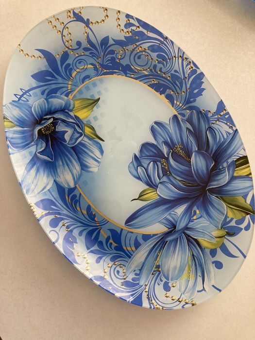 Посуда , три предмета .