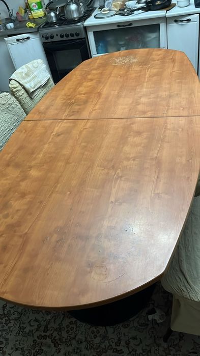 Конферент-стол Италия