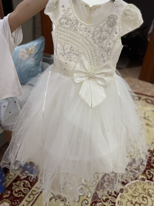 Продам детское платье