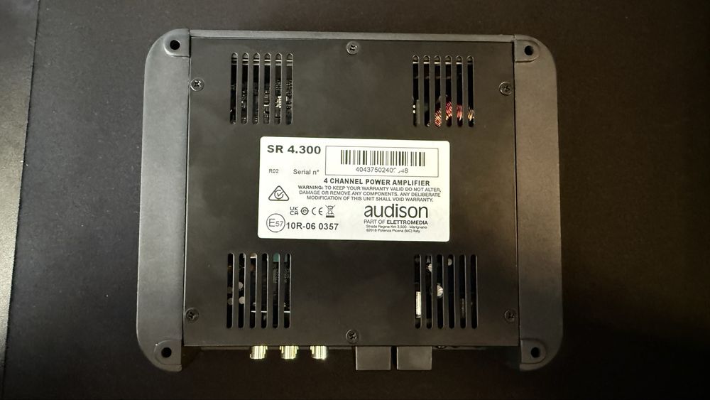Amplificator auto 4 canale Audison SR 4.300 (Hi-Fi / Clasa D / 4x130W RMS)