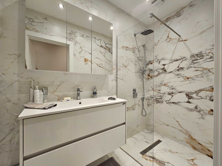 Продава се Тристаен апартамент в София, Център - 105 кв.м за 5505 €/кв.м - Снимка #5