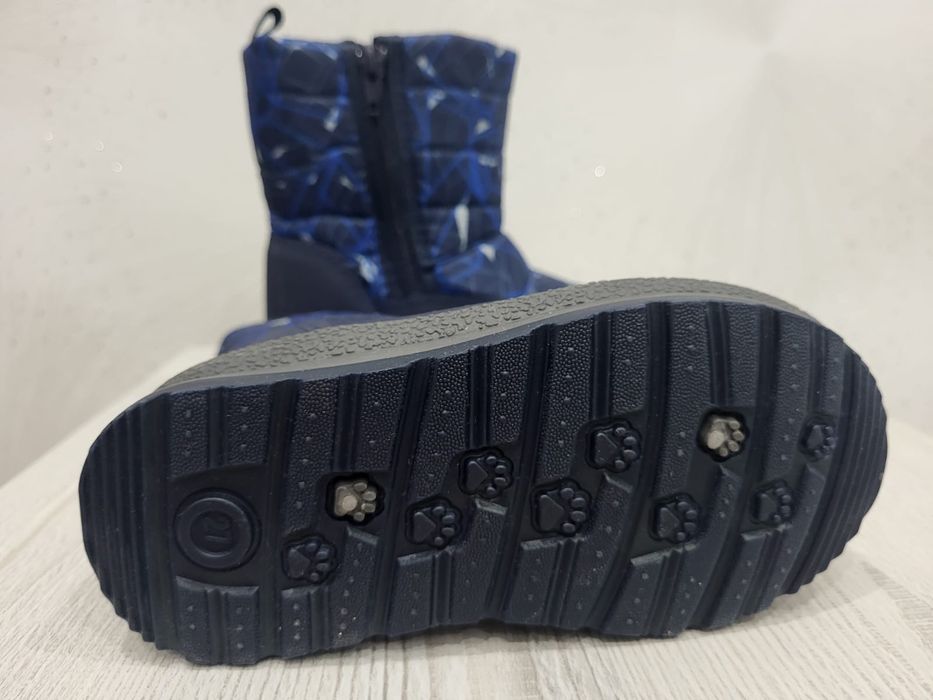 Зимние новые сапожки