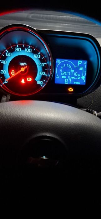 Chevrolet Spark 2017 — 8