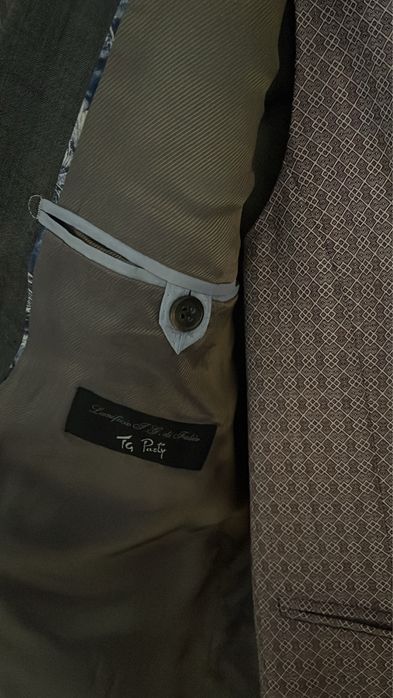 Costum de mire Cazacone, gri, elegant, purtat o singură dată