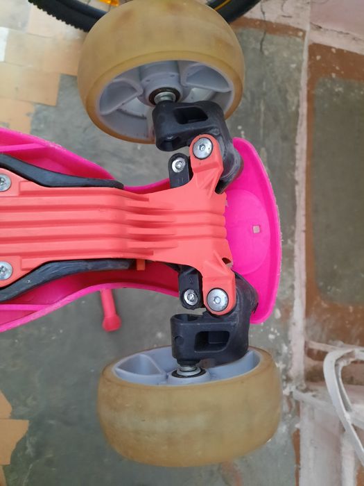 Самокат для девочки 3-10 лет