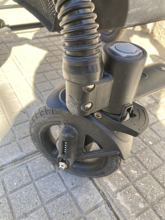 Бебешка количка.