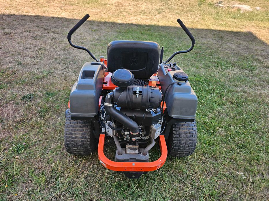 Тракторна Косачка HUSQVARNA/KAWASAKI. 0 градус на завиване. ПЕРФЕКТНА