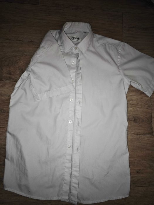 Рубашка школьная бу станция метро Москва