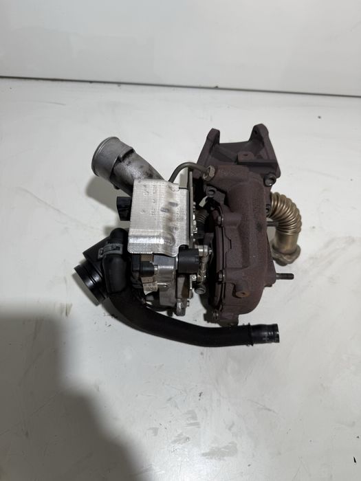 Турбина турбо turbo за AUDI A4 A5 Q5 3.0 TDI 239 hp ccwa capa casa