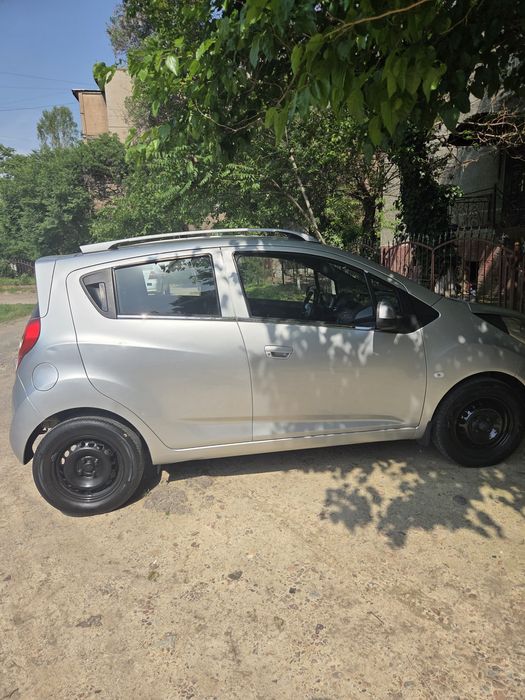 Спарк сотилади  3 позиция