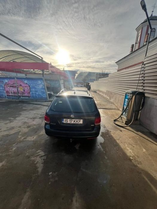 Mașina are defect cutia trebuie schimbată