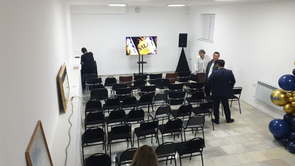 Аренда телевизора на стойке