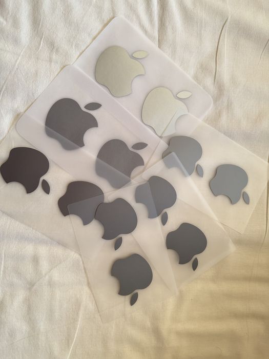 Apple стикери, бели, черни и сиви