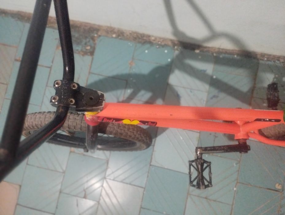 Hech qanday harajati yuq  sastiyanasi zur hamma joyi arginal zapchas