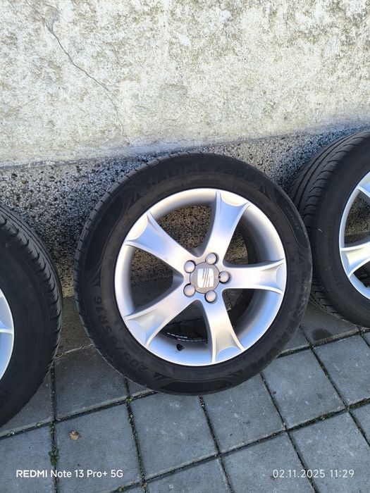 Джанти Ронал  5.100 16 ет43 6.5ж