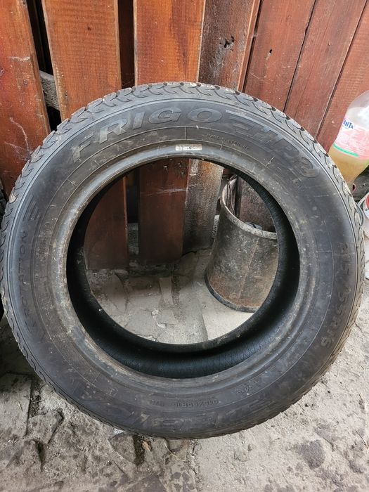 Cauciucuri de vânzare