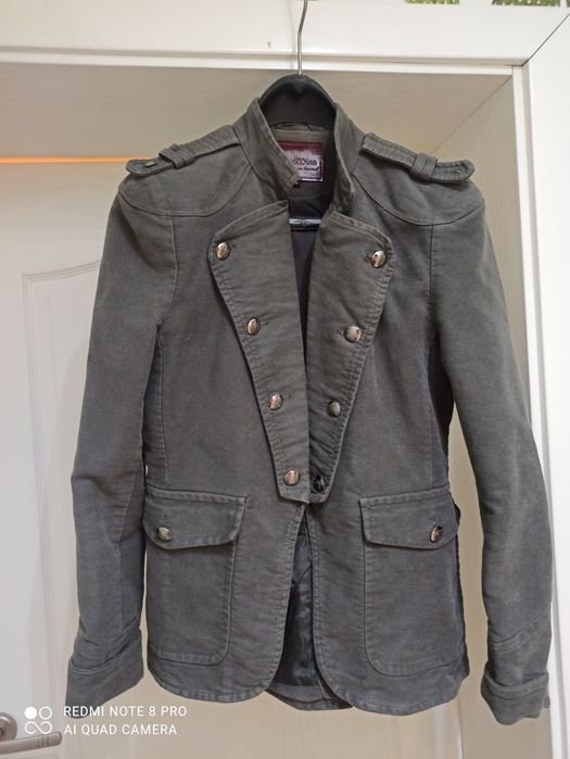 Продавам рокля-туника. Втора употреба. Размер Xl и Сако XL-10евро