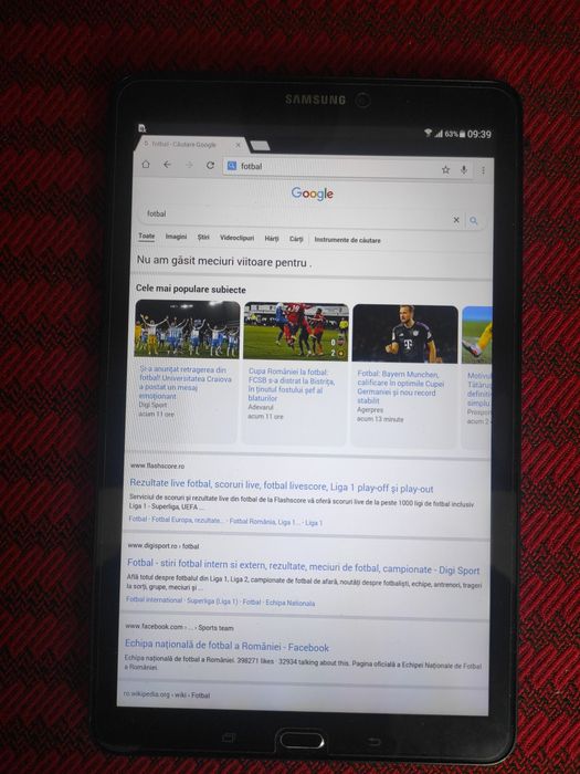 Tabletă Samsung, cu slot SIM incorporat, deci aveti si telefon